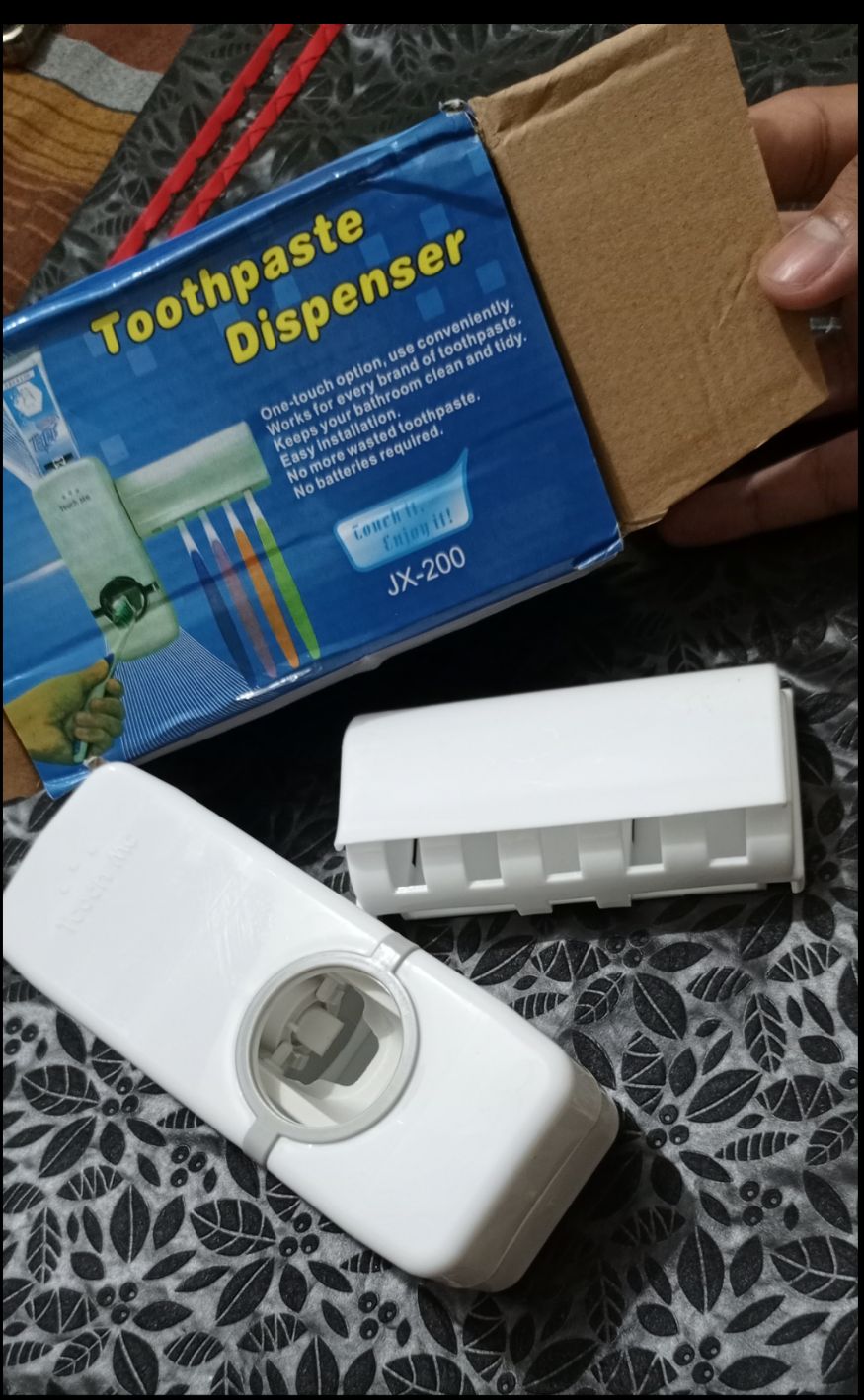 Automatic Toothpaste Dispenser with Toothbrush Holder – Wall Mounted Bathroom Organizer